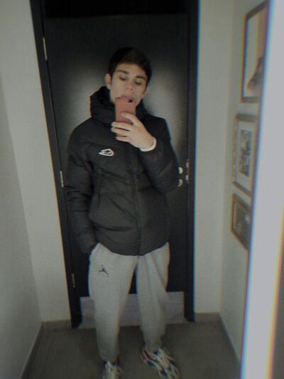  ,   Denys, 25 ,   ,   
