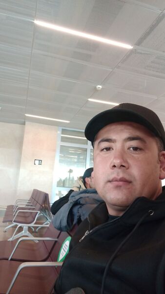  ,   Zuxriddin, 37 ,     , c 