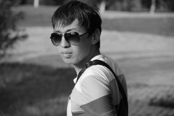  ,   Sagyn, 33 ,   , 