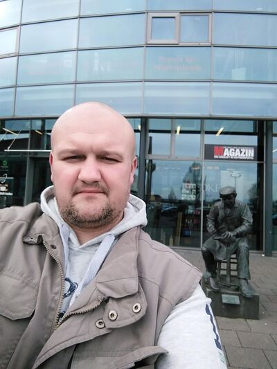  ,   Sergiu, 47 ,   ,   , c 