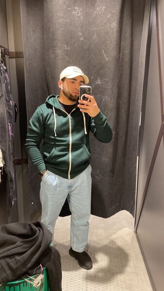  ,   Abdul, 25 ,   ,   