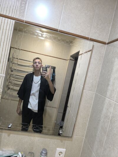  ,   Vladimir, 19 ,   ,   