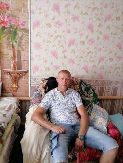  ,   Andrey, 40 ,   c 