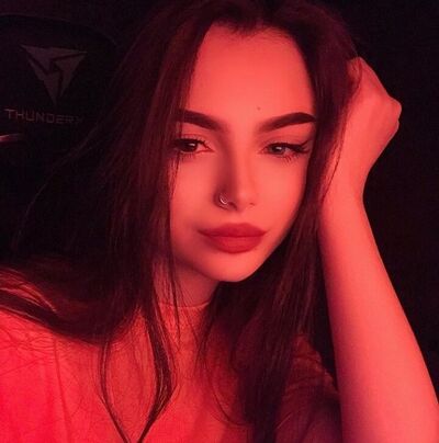  -,   Kristina, 25 ,  