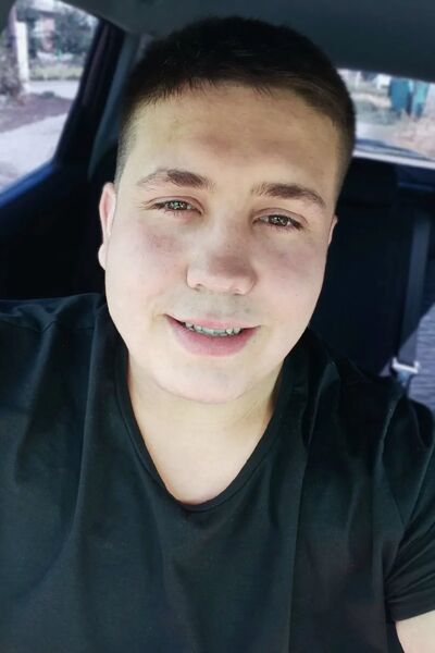  ,   Daniil, 26 ,   ,   , c , 