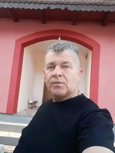  Suceveni,   Vasil Nicu, 55 ,   , c , 