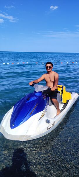  ,   Amigo, 33 ,   ,   