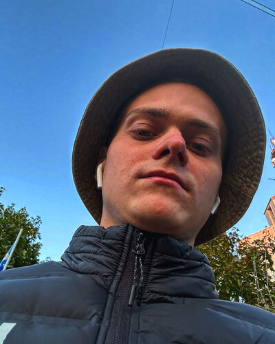   ,   Ivan, 25 ,   ,   