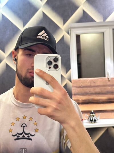  -,   Karim, 20 ,   ,   