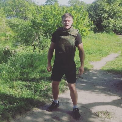  ,   Alexander, 29 ,   c 