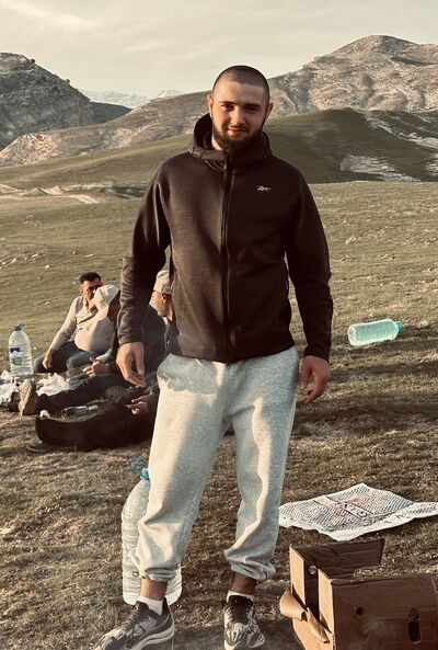  ,   Nahid, 26 ,   ,   