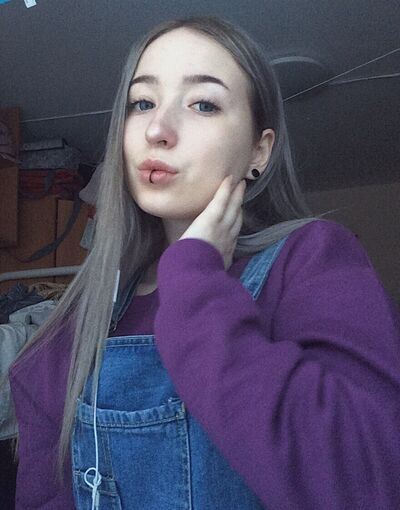  ,   Anna, 25 ,   ,   , c , 