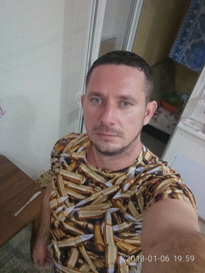  ,   Eduard , 43 ,   ,   , c 