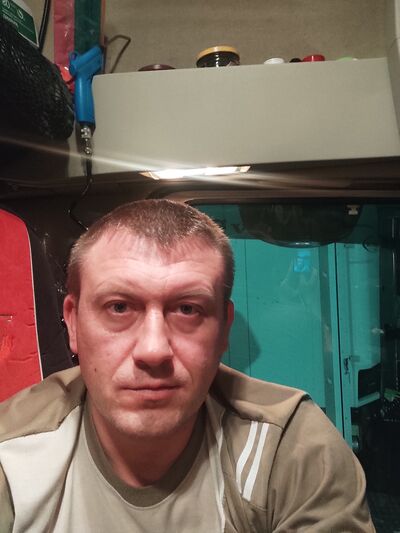  ,   Alex, 46 ,   ,   