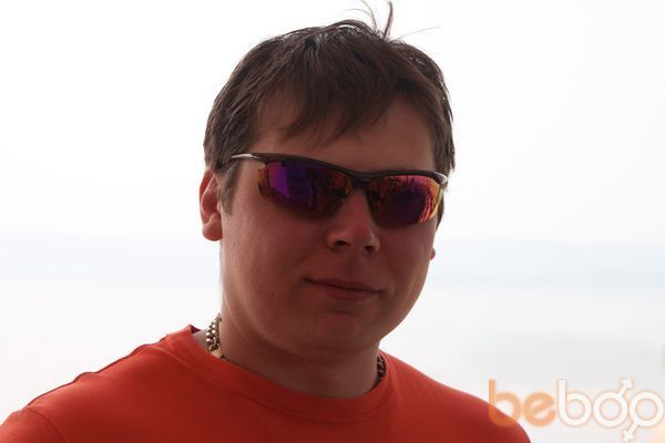  ,   Charlz, 38 ,   
