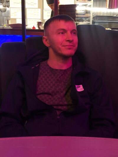 ,   Ruslan, 35 ,   ,   