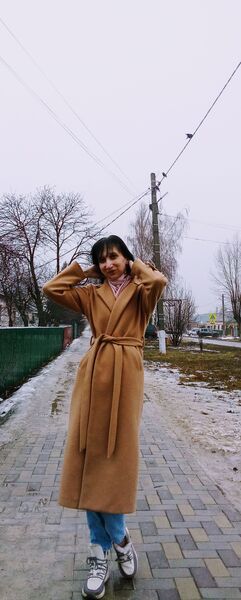  ,   Zulfia, 32 ,  