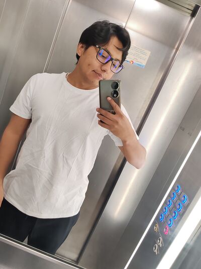  ,   Kevin, 27 ,   ,   