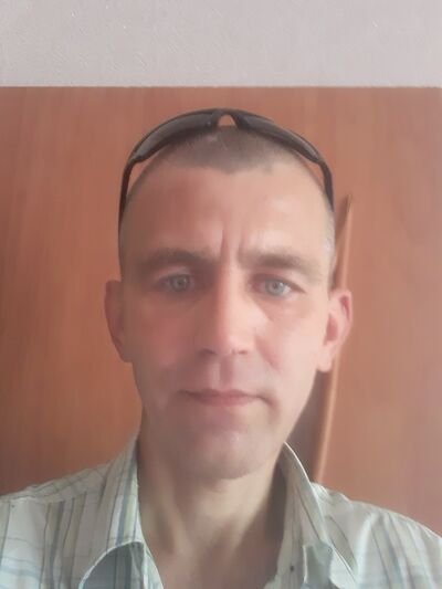   ,   Den, 42 ,   ,   