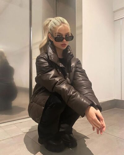  ,   , 23 ,   ,   