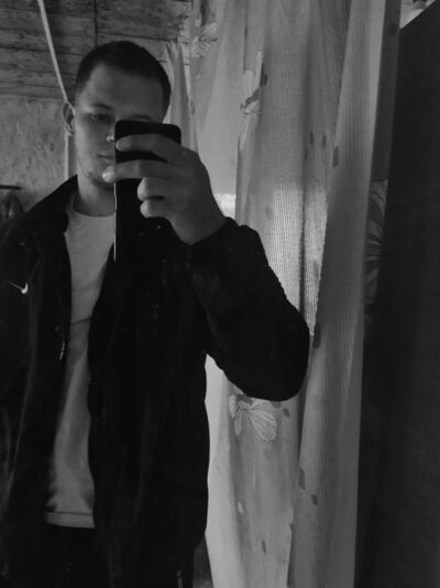  ,   Danya, 22 ,   ,   , c , 