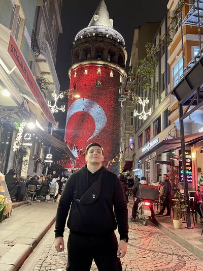  ,   Ahmed, 21 ,   ,   