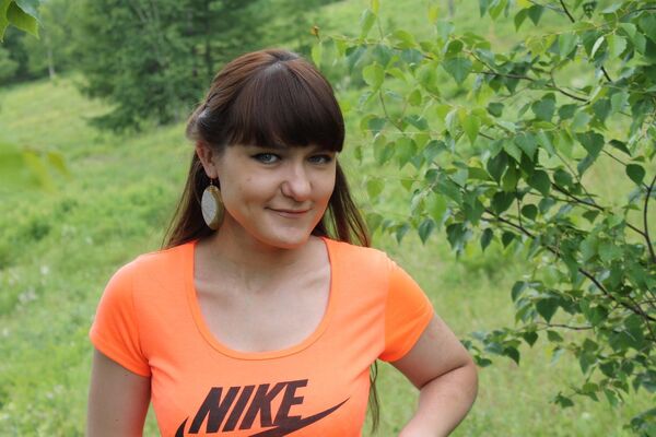  --,   Anna, 33 ,   ,   , c , 