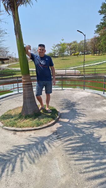  ,   Alex, 36 ,   ,   