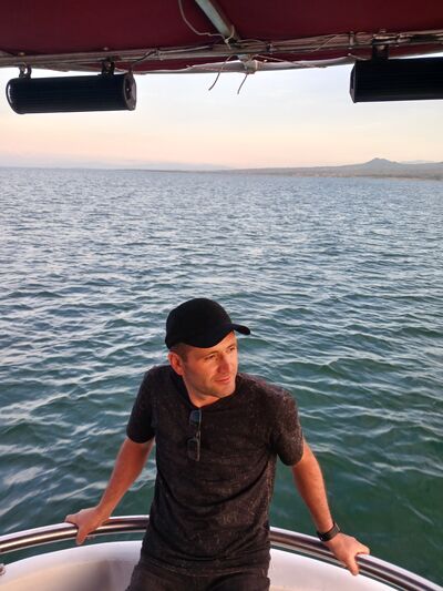  ,   Gevorg, 35 ,   ,   