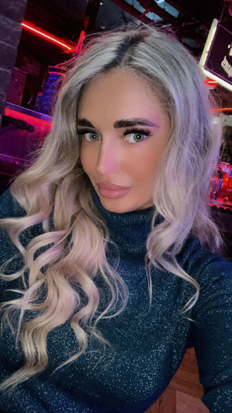  ,   Yana, 32 ,   ,   , c , 