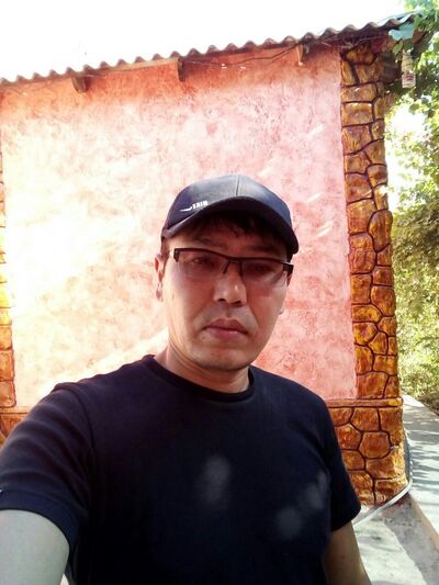 ,   Ryslan, 44 ,   ,   , c 