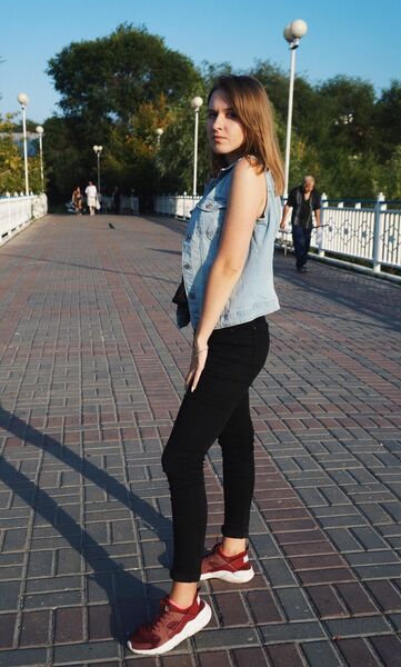 ,   Kira, 25 ,   , 