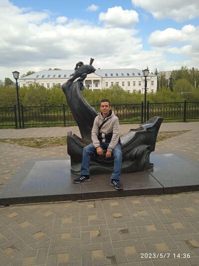  ,   Moskva, 40 ,   c 