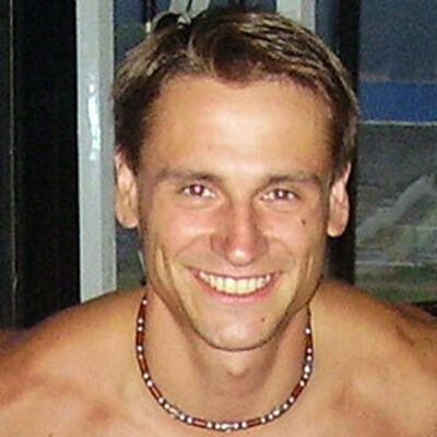  -,   Kriss, 44 ,   