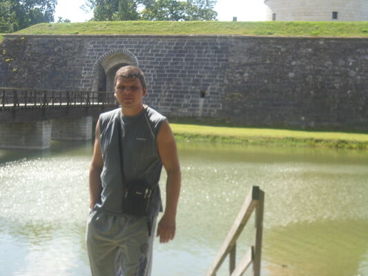  ,   Ixloder, 43 ,   