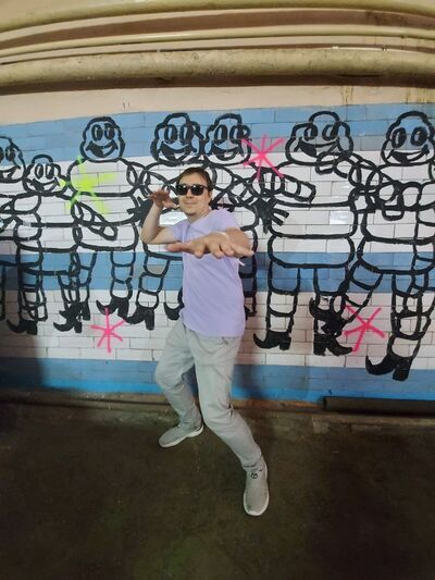  ,   Denis, 36 ,   ,   