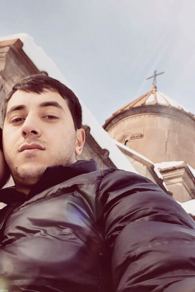  ,   Armen, 29 ,   ,   