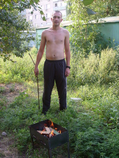  --,   , 42 ,   
