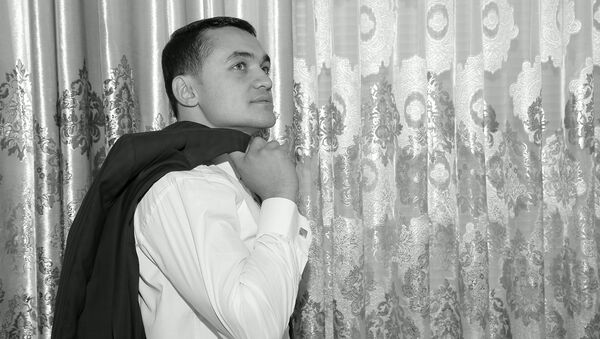 ,   Azick, 35 ,   