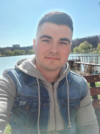  ,   Vadim, 22 ,   ,   