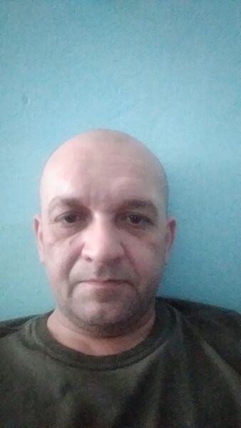  ,   Micola, 48 ,   ,   