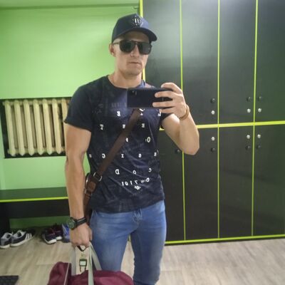  ,   Rustam, 32 ,   ,   