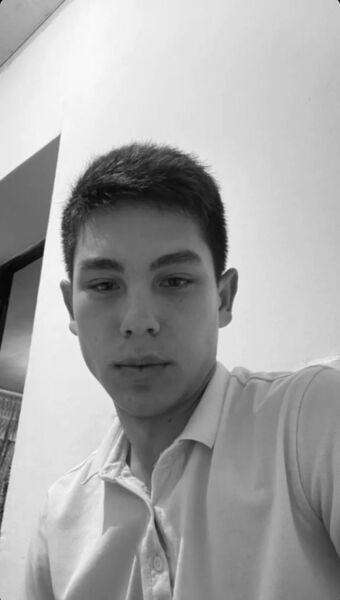  ,   Arman, 21 ,   ,   