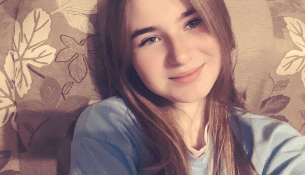  ,   Khrystyna, 18 ,   ,   