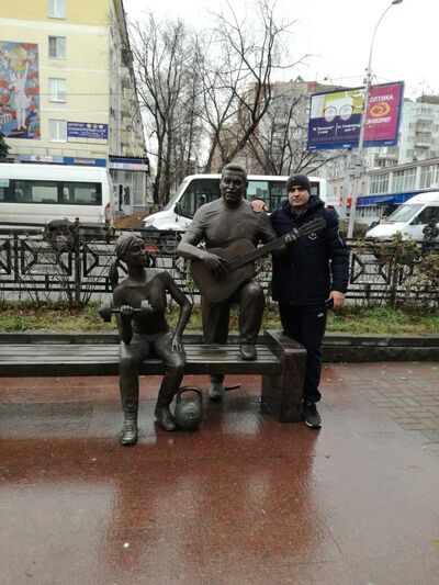  ,   Farid, 40 ,   ,   