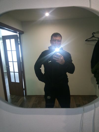  ,   Yury, 47 ,   ,   