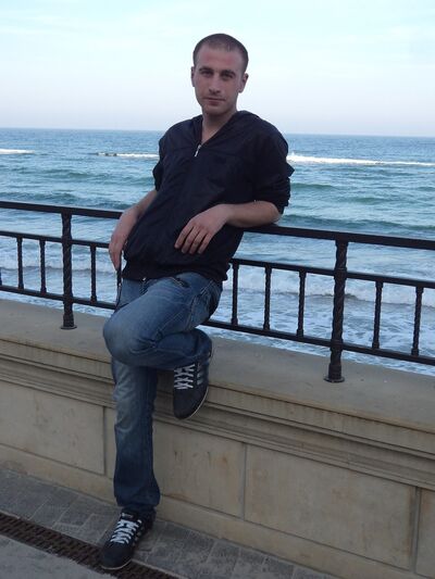  ,   Alex Star, 42 ,   , 