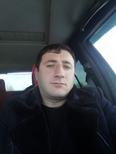  ,   Artyom, 38 ,   ,   