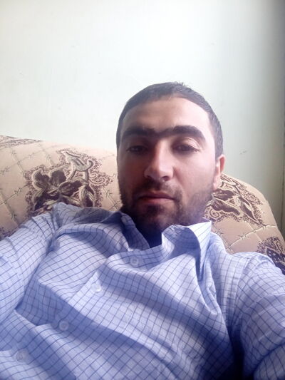  ,   Armen, 35 ,   ,   , c , 