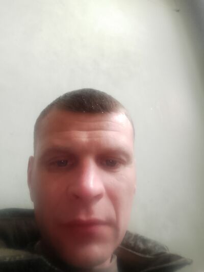  ,   Vladimir, 40 ,   ,   